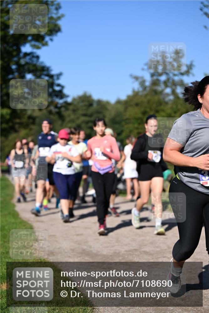 22.09.2024 - 32. Volkslauf durch das schöne Alstertal Dr. Thomas Lammeyer http://msf.ph/oto/7108690 22.09.2024 10:37:56 Laufen  meine-sportfotos.de