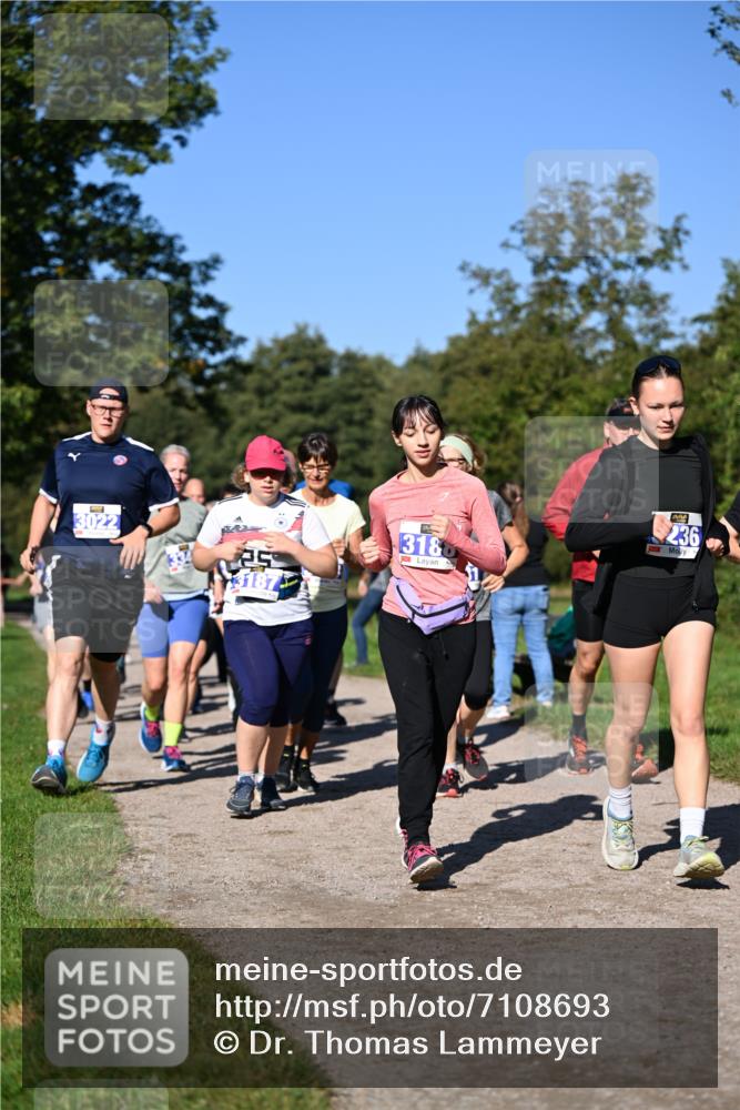 22.09.2024 - 32. Volkslauf durch das schöne Alstertal Dr. Thomas Lammeyer http://msf.ph/oto/7108693 22.09.2024 10:37:56 Laufen 3022, 3187, 3188, 236 meine-sportfotos.de