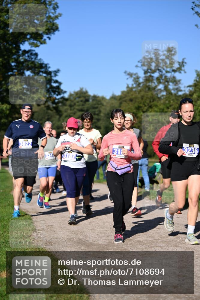 22.09.2024 - 32. Volkslauf durch das schöne Alstertal Dr. Thomas Lammeyer http://msf.ph/oto/7108694 22.09.2024 10:37:56 Laufen 3022, 319, 3236 meine-sportfotos.de