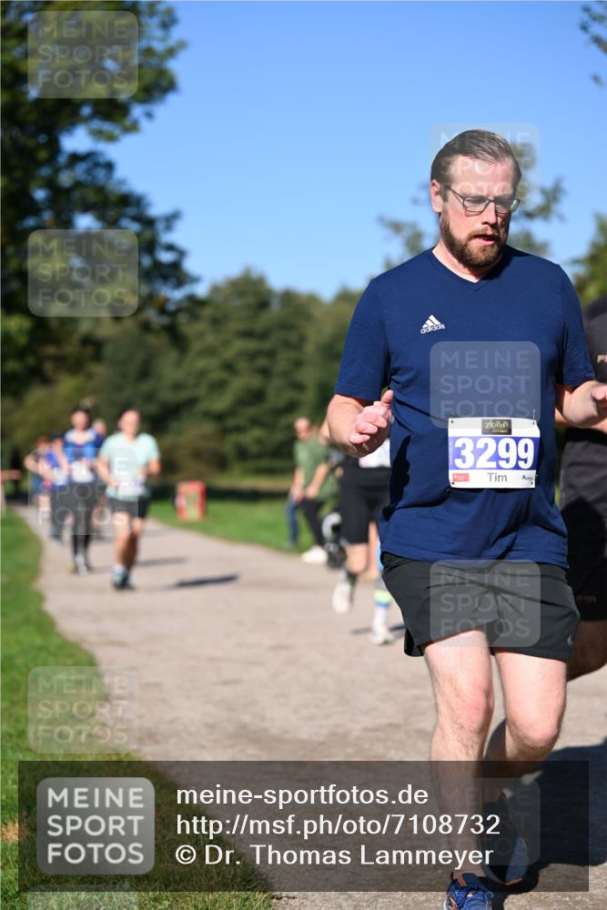 22.09.2024 - 32. Volkslauf durch das schöne Alstertal Dr. Thomas Lammeyer http://msf.ph/oto/7108732 22.09.2024 10:38:03 Laufen 3299 meine-sportfotos.de
