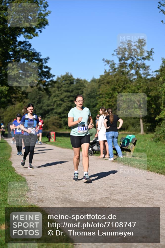 22.09.2024 - 32. Volkslauf durch das schöne Alstertal Dr. Thomas Lammeyer http://msf.ph/oto/7108747 22.09.2024 10:38:05 Laufen 3117 meine-sportfotos.de