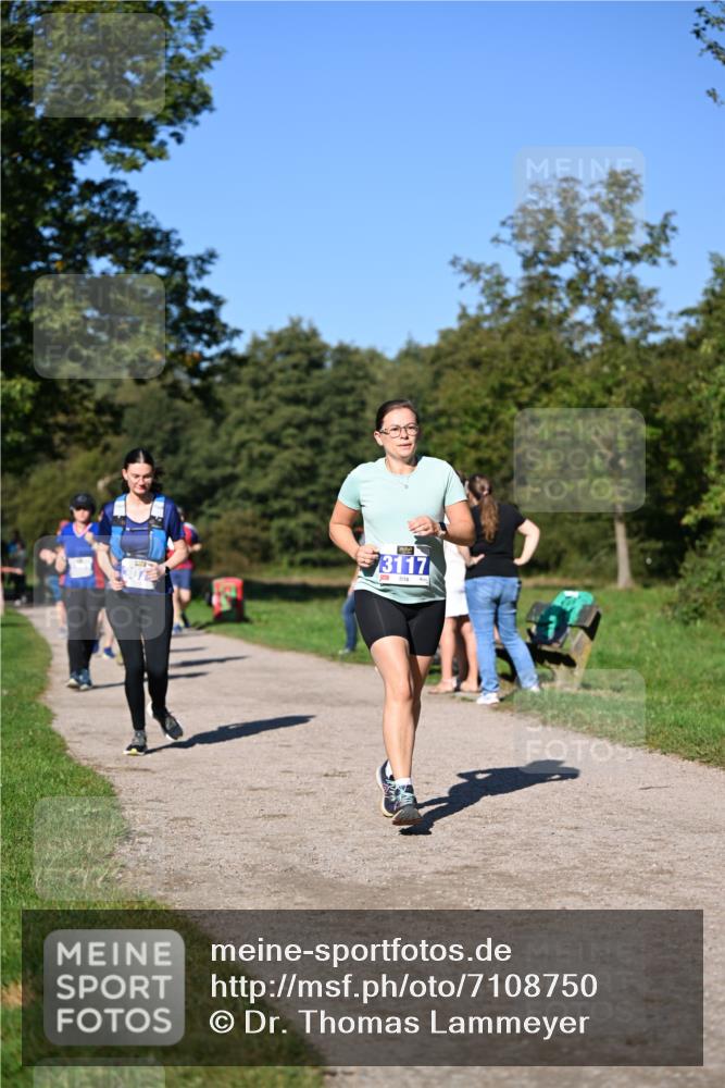 22.09.2024 - 32. Volkslauf durch das schöne Alstertal Dr. Thomas Lammeyer http://msf.ph/oto/7108750 22.09.2024 10:38:06 Laufen 3117 meine-sportfotos.de
