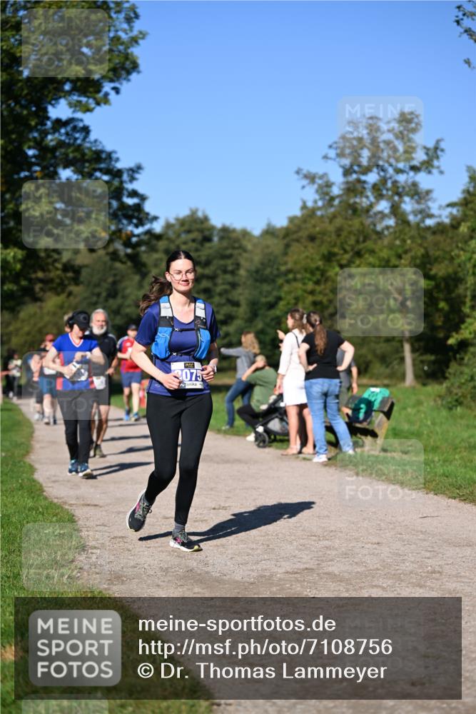 22.09.2024 - 32. Volkslauf durch das schöne Alstertal Dr. Thomas Lammeyer http://msf.ph/oto/7108756 22.09.2024 10:38:08 Laufen 3075 meine-sportfotos.de