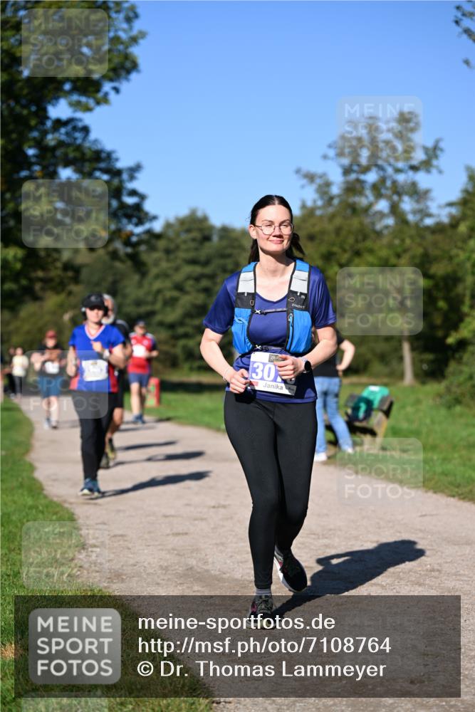 22.09.2024 - 32. Volkslauf durch das schöne Alstertal Dr. Thomas Lammeyer http://msf.ph/oto/7108764 22.09.2024 10:38:09 Laufen 30 meine-sportfotos.de
