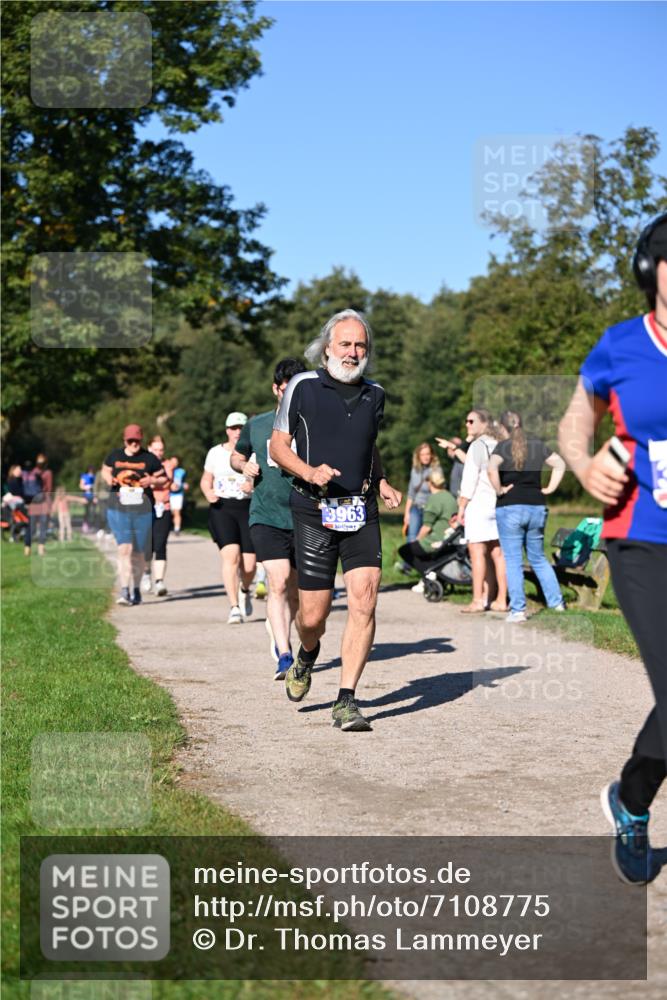 22.09.2024 - 32. Volkslauf durch das schöne Alstertal Dr. Thomas Lammeyer http://msf.ph/oto/7108775 22.09.2024 10:38:12 Laufen 3963 meine-sportfotos.de