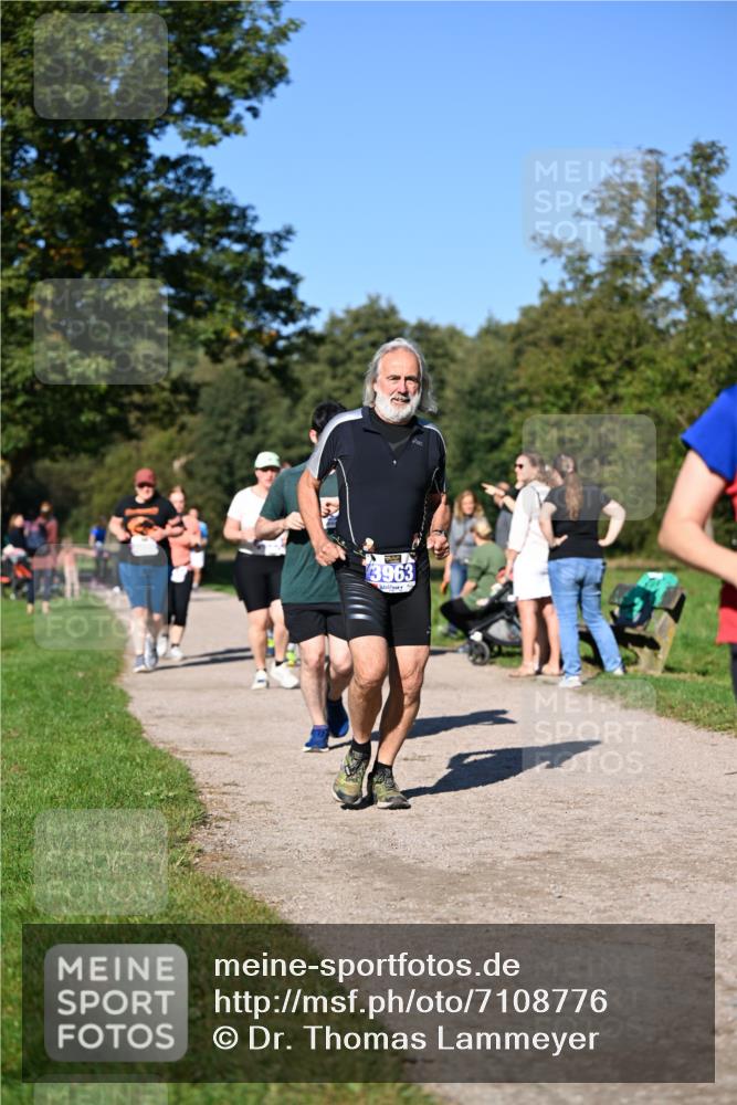 22.09.2024 - 32. Volkslauf durch das schöne Alstertal Dr. Thomas Lammeyer http://msf.ph/oto/7108776 22.09.2024 10:38:12 Laufen 3963 meine-sportfotos.de