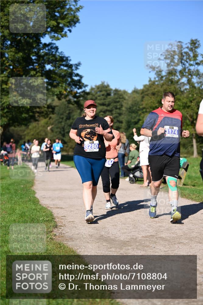 22.09.2024 - 32. Volkslauf durch das schöne Alstertal Dr. Thomas Lammeyer http://msf.ph/oto/7108804 22.09.2024 10:38:17 Laufen 09, 3280, 3174 meine-sportfotos.de