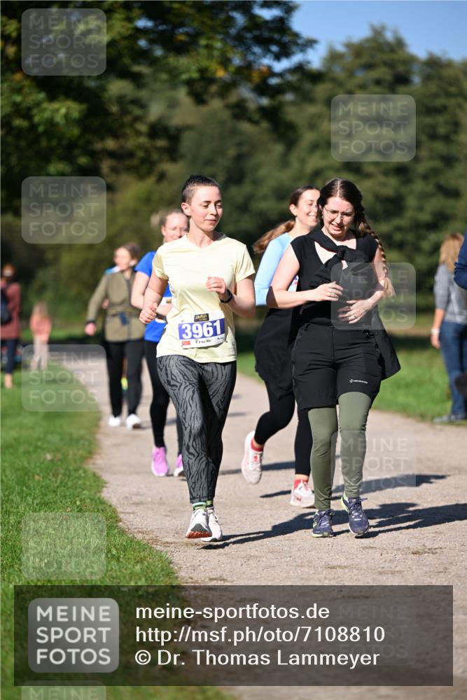 22.09.2024 - 32. Volkslauf durch das schöne Alstertal Dr. Thomas Lammeyer http://msf.ph/oto/7108810 22.09.2024 10:38:26 Laufen 3961 meine-sportfotos.de