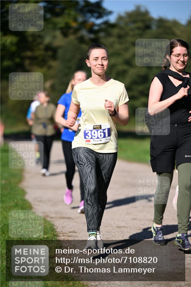 22.09.2024 - 32. Volkslauf durch das schöne Alstertal Dr. Thomas Lammeyer http://msf.ph/oto/7108820 22.09.2024 10:38:28 Laufen 3961 meine-sportfotos.de