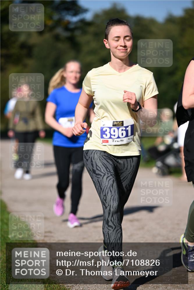 22.09.2024 - 32. Volkslauf durch das schöne Alstertal Dr. Thomas Lammeyer http://msf.ph/oto/7108826 22.09.2024 10:38:28 Laufen 3961 meine-sportfotos.de