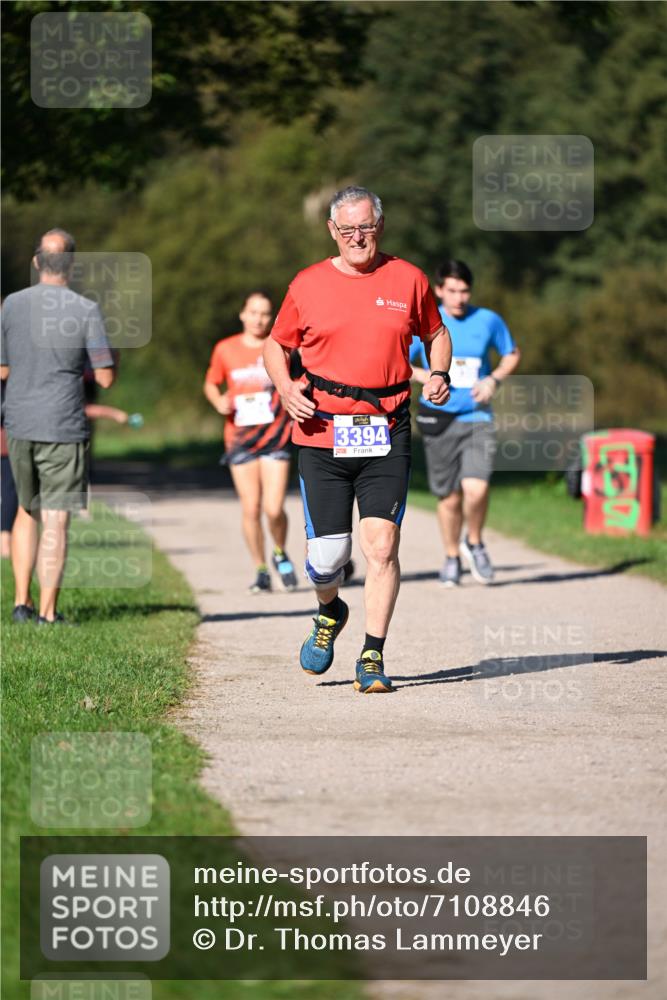 22.09.2024 - 32. Volkslauf durch das schöne Alstertal Dr. Thomas Lammeyer http://msf.ph/oto/7108846 22.09.2024 10:38:48 Laufen 3394 meine-sportfotos.de