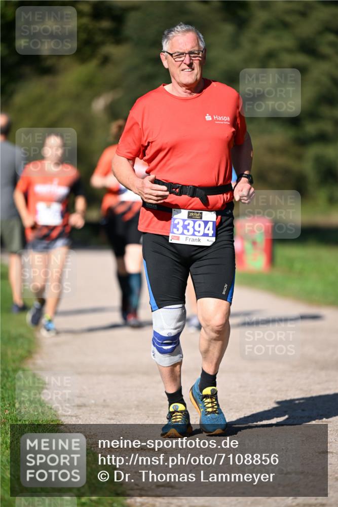 22.09.2024 - 32. Volkslauf durch das schöne Alstertal Dr. Thomas Lammeyer http://msf.ph/oto/7108856 22.09.2024 10:38:51 Laufen 3394 meine-sportfotos.de