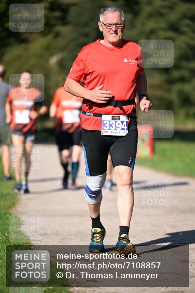 22.09.2024 - 32. Volkslauf durch das schöne Alstertal Dr. Thomas Lammeyer http://msf.ph/oto/7108857 22.09.2024 10:38:51 Laufen 3394 meine-sportfotos.de