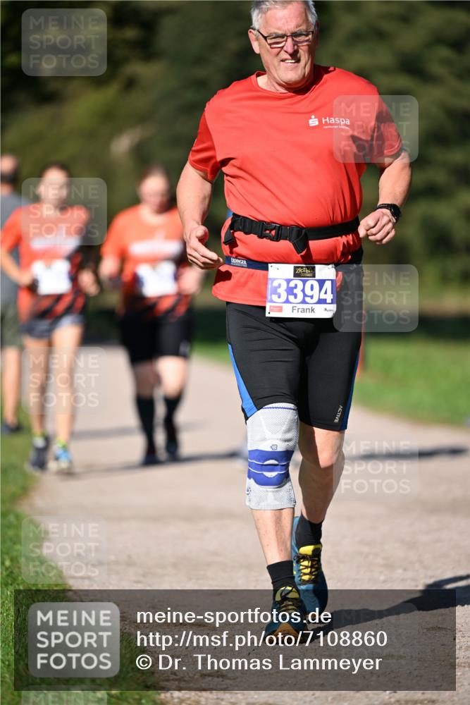 22.09.2024 - 32. Volkslauf durch das schöne Alstertal Dr. Thomas Lammeyer http://msf.ph/oto/7108860 22.09.2024 10:38:52 Laufen 3394 meine-sportfotos.de