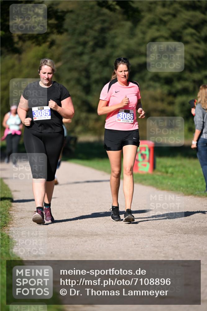 22.09.2024 - 32. Volkslauf durch das schöne Alstertal Dr. Thomas Lammeyer http://msf.ph/oto/7108896 22.09.2024 10:39:08 Laufen 3085, 3086 meine-sportfotos.de