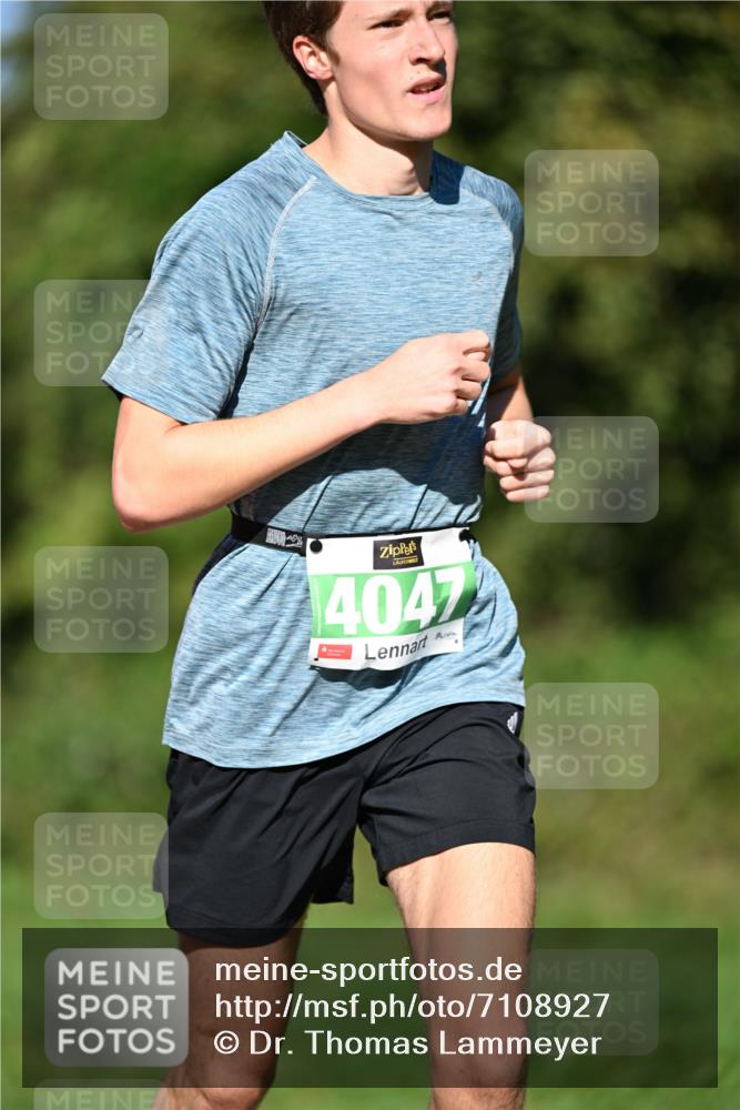 22.09.2024 - 32. Volkslauf durch das schöne Alstertal Dr. Thomas Lammeyer http://msf.ph/oto/7108927 22.09.2024 10:39:14 Laufen 4047 meine-sportfotos.de