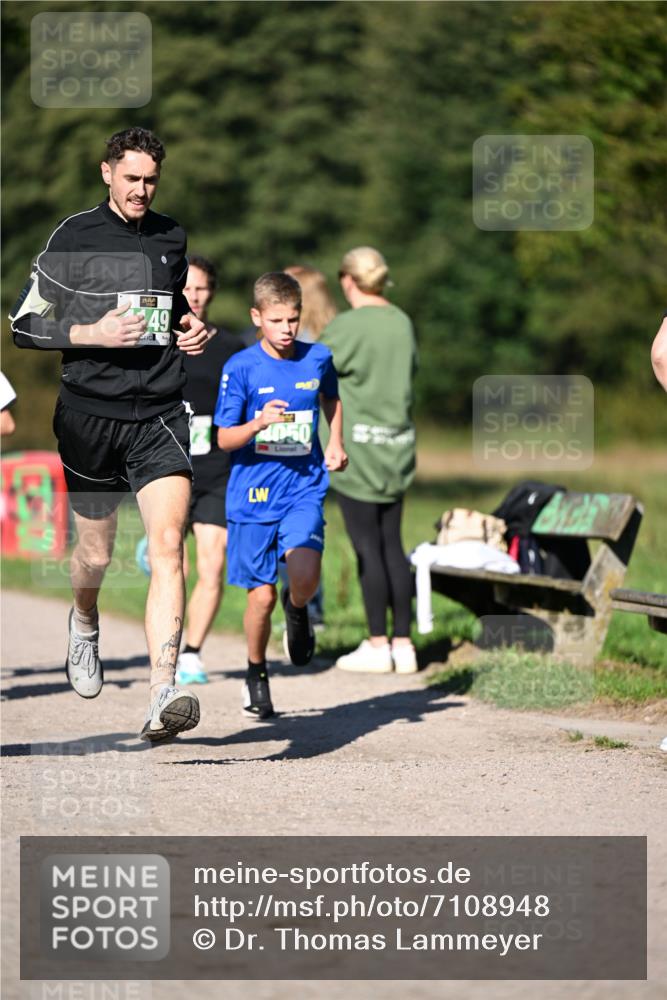 22.09.2024 - 32. Volkslauf durch das schöne Alstertal Dr. Thomas Lammeyer http://msf.ph/oto/7108948 22.09.2024 10:39:21 Laufen 49, 4050 meine-sportfotos.de