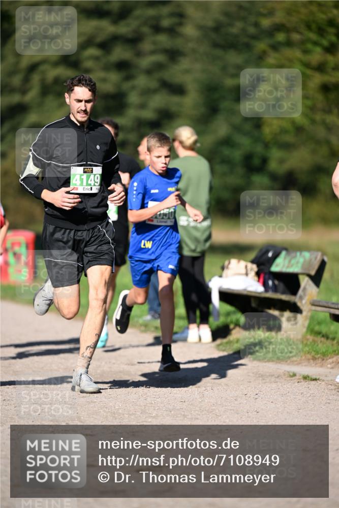 22.09.2024 - 32. Volkslauf durch das schöne Alstertal Dr. Thomas Lammeyer http://msf.ph/oto/7108949 22.09.2024 10:39:21 Laufen 4149, 4050 meine-sportfotos.de