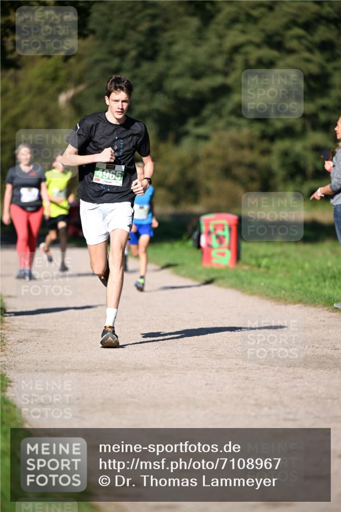 22.09.2024 - 32. Volkslauf durch das schöne Alstertal Dr. Thomas Lammeyer http://msf.ph/oto/7108967 22.09.2024 10:39:27 Laufen 4965 meine-sportfotos.de
