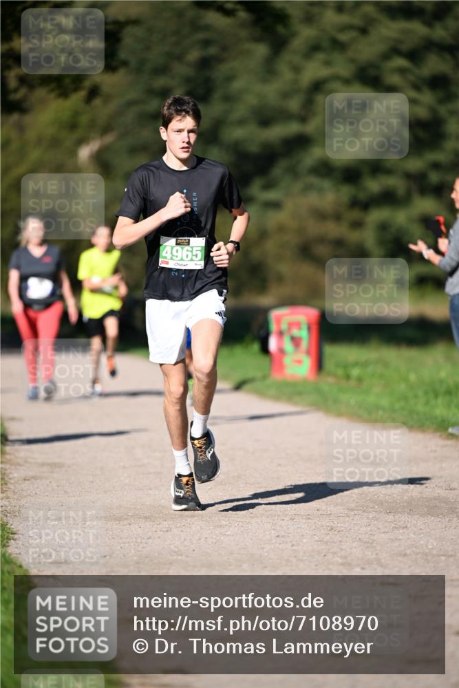 22.09.2024 - 32. Volkslauf durch das schöne Alstertal Dr. Thomas Lammeyer http://msf.ph/oto/7108970 22.09.2024 10:39:27 Laufen 4965 meine-sportfotos.de