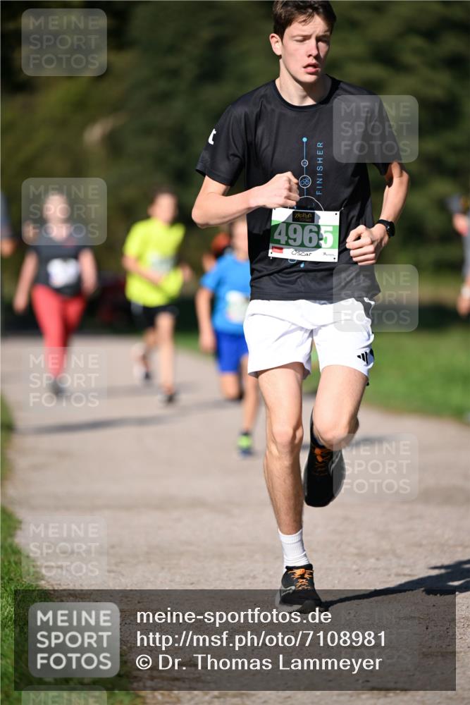22.09.2024 - 32. Volkslauf durch das schöne Alstertal Dr. Thomas Lammeyer http://msf.ph/oto/7108981 22.09.2024 10:39:29 Laufen 4965 meine-sportfotos.de