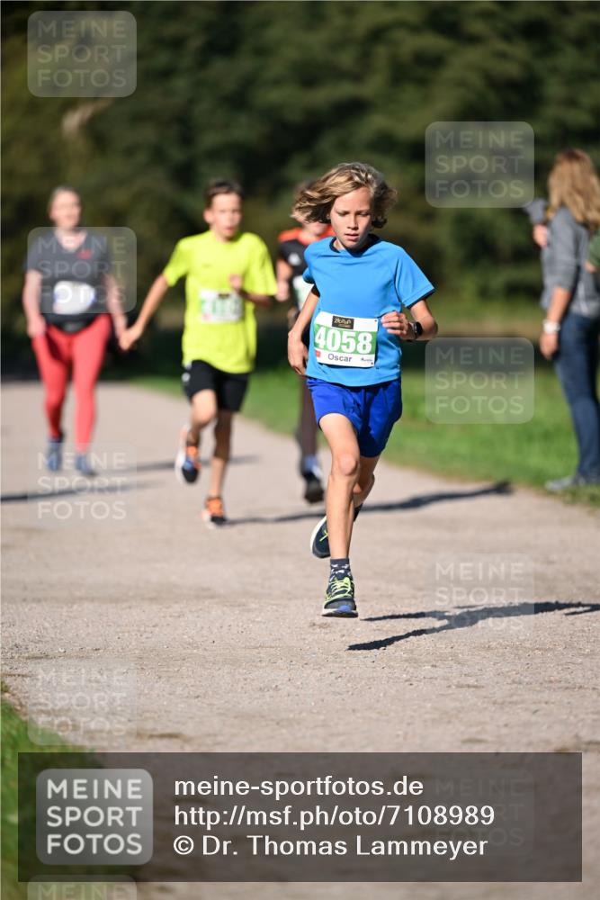 22.09.2024 - 32. Volkslauf durch das schöne Alstertal Dr. Thomas Lammeyer http://msf.ph/oto/7108989 22.09.2024 10:39:30 Laufen 4058 meine-sportfotos.de