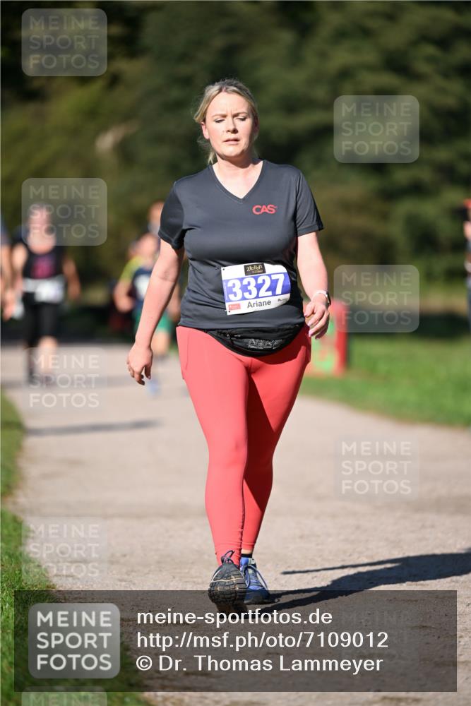 22.09.2024 - 32. Volkslauf durch das schöne Alstertal Dr. Thomas Lammeyer http://msf.ph/oto/7109012 22.09.2024 10:39:39 Laufen 3327 meine-sportfotos.de