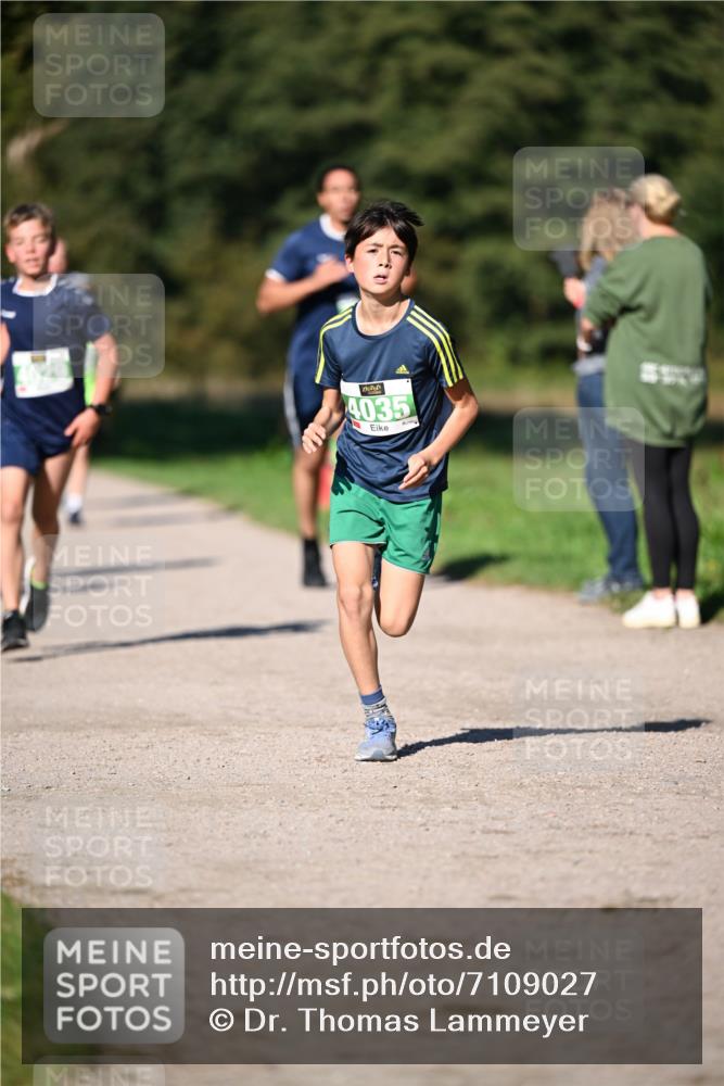 22.09.2024 - 32. Volkslauf durch das schöne Alstertal Dr. Thomas Lammeyer http://msf.ph/oto/7109027 22.09.2024 10:39:44 Laufen 4035 meine-sportfotos.de