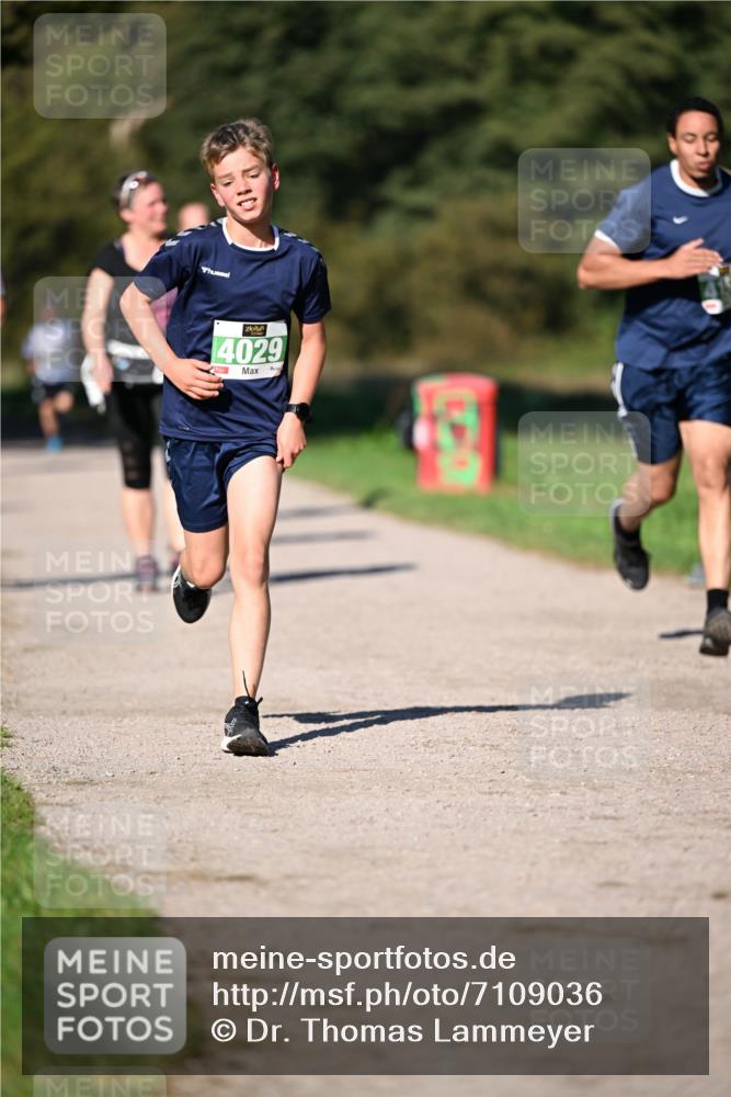22.09.2024 - 32. Volkslauf durch das schöne Alstertal Dr. Thomas Lammeyer http://msf.ph/oto/7109036 22.09.2024 10:39:46 Laufen 4029 meine-sportfotos.de