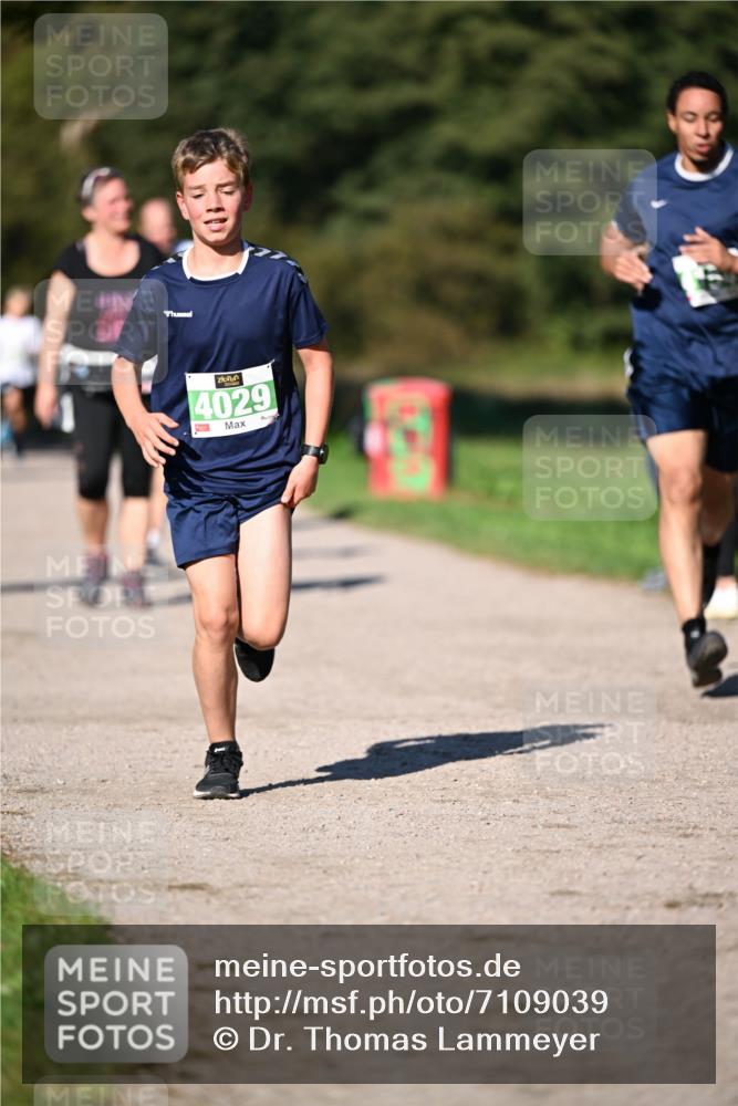 22.09.2024 - 32. Volkslauf durch das schöne Alstertal Dr. Thomas Lammeyer http://msf.ph/oto/7109039 22.09.2024 10:39:46 Laufen 4029 meine-sportfotos.de