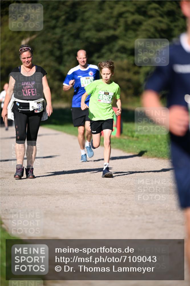 22.09.2024 - 32. Volkslauf durch das schöne Alstertal Dr. Thomas Lammeyer http://msf.ph/oto/7109043 22.09.2024 10:39:48 Laufen 4962 meine-sportfotos.de