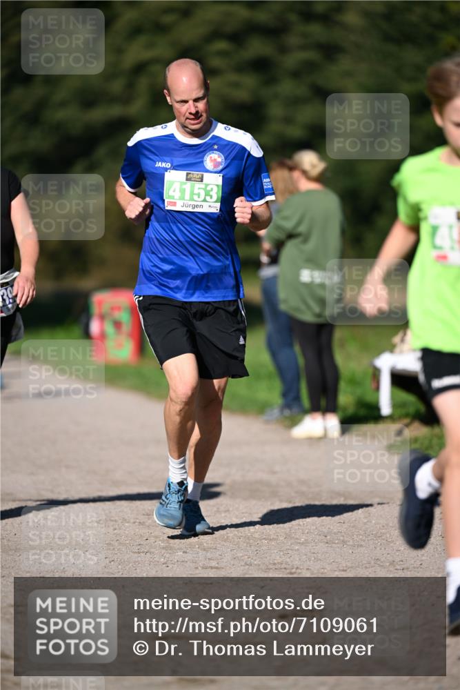 22.09.2024 - 32. Volkslauf durch das schöne Alstertal Dr. Thomas Lammeyer http://msf.ph/oto/7109061 22.09.2024 10:39:51 Laufen 4153 meine-sportfotos.de