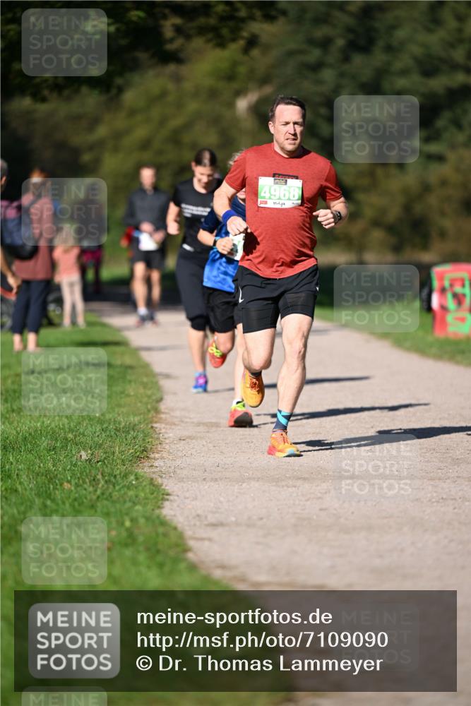 22.09.2024 - 32. Volkslauf durch das schöne Alstertal Dr. Thomas Lammeyer http://msf.ph/oto/7109090 22.09.2024 10:40:01 Laufen 4968 meine-sportfotos.de