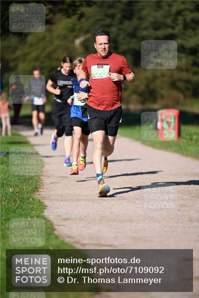 22.09.2024 - 32. Volkslauf durch das schöne Alstertal Dr. Thomas Lammeyer http://msf.ph/oto/7109092 22.09.2024 10:40:02 Laufen 4968 meine-sportfotos.de