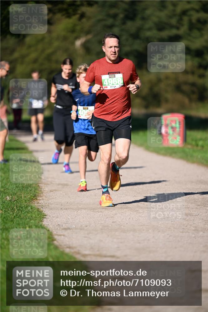 22.09.2024 - 32. Volkslauf durch das schöne Alstertal Dr. Thomas Lammeyer http://msf.ph/oto/7109093 22.09.2024 10:40:02 Laufen 4968 meine-sportfotos.de