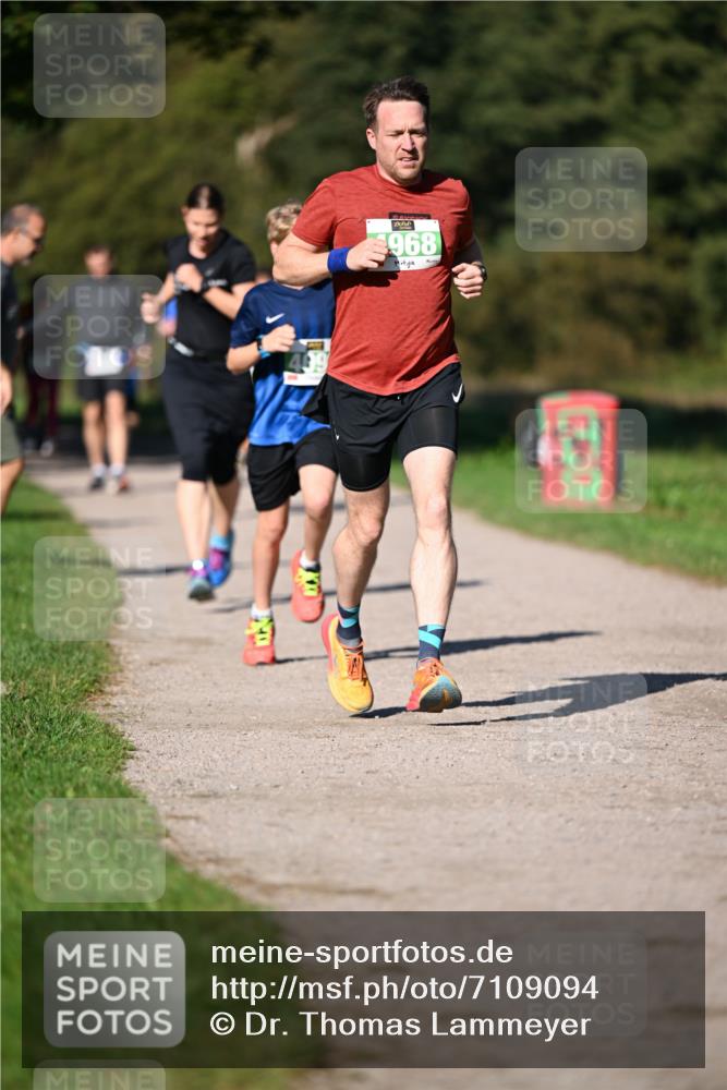 22.09.2024 - 32. Volkslauf durch das schöne Alstertal Dr. Thomas Lammeyer http://msf.ph/oto/7109094 22.09.2024 10:40:02 Laufen 968 meine-sportfotos.de