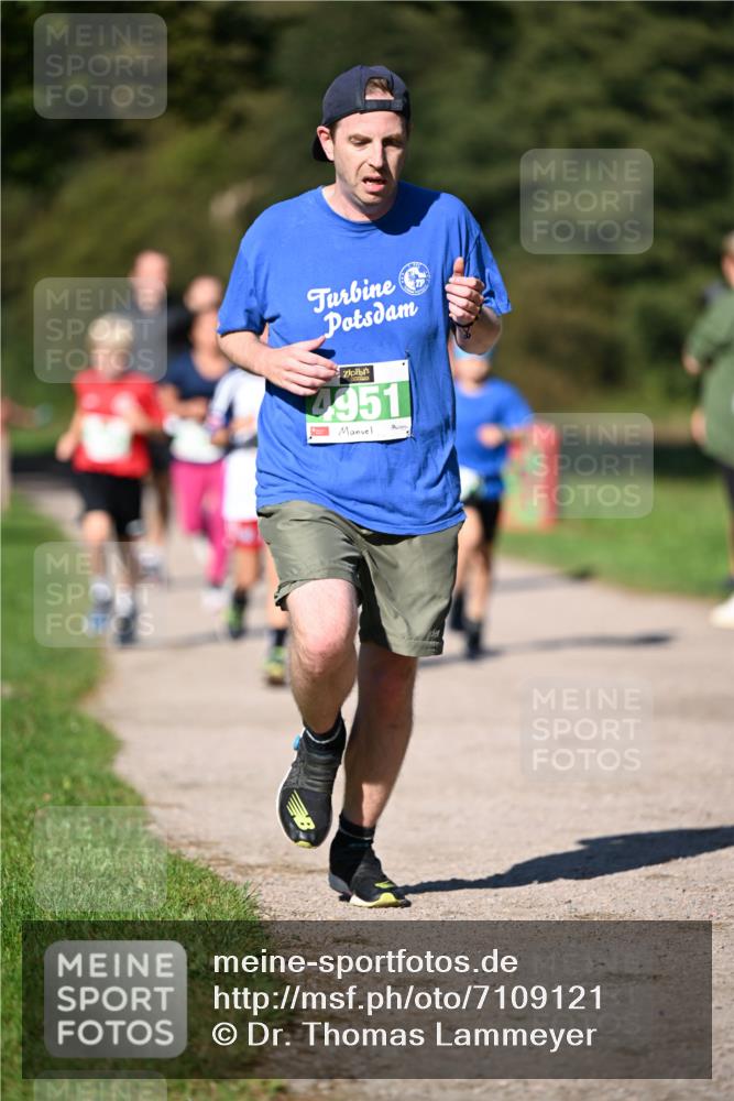 22.09.2024 - 32. Volkslauf durch das schöne Alstertal Dr. Thomas Lammeyer http://msf.ph/oto/7109121 22.09.2024 10:40:11 Laufen 4951 meine-sportfotos.de