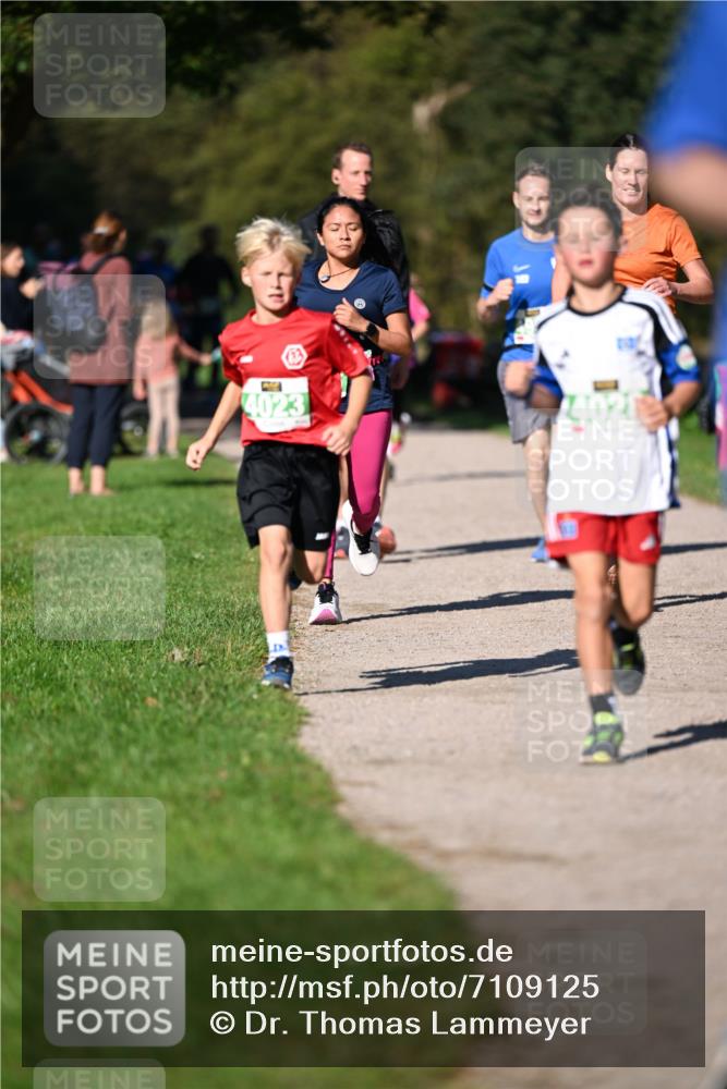 22.09.2024 - 32. Volkslauf durch das schöne Alstertal Dr. Thomas Lammeyer http://msf.ph/oto/7109125 22.09.2024 10:40:12 Laufen 4023, 4020 meine-sportfotos.de