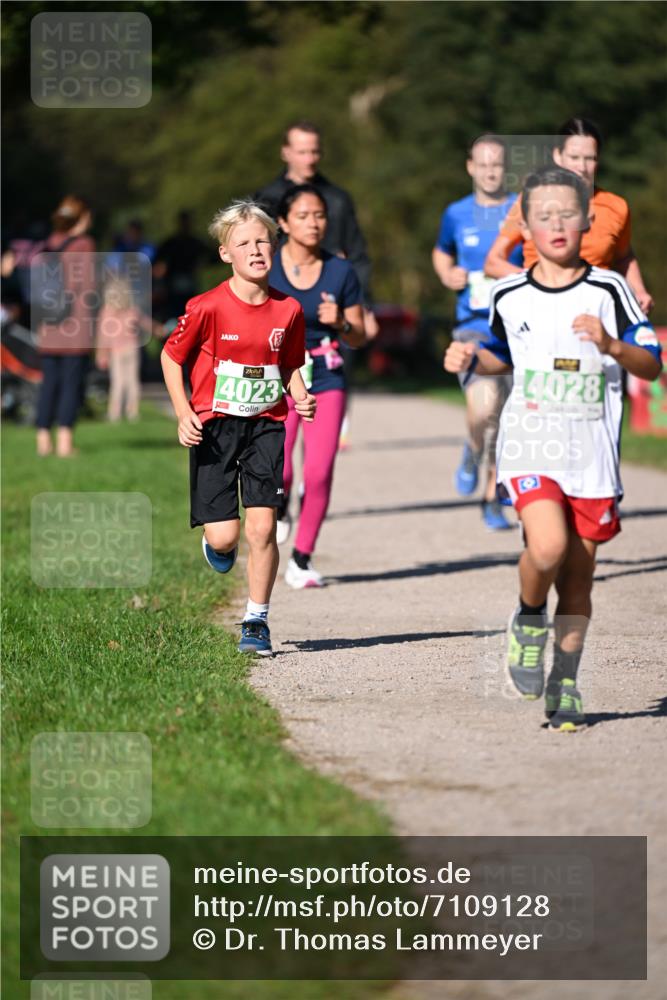 22.09.2024 - 32. Volkslauf durch das schöne Alstertal Dr. Thomas Lammeyer http://msf.ph/oto/7109128 22.09.2024 10:40:12 Laufen 4023, 4028 meine-sportfotos.de