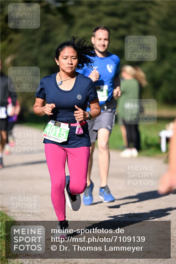 22.09.2024 - 32. Volkslauf durch das schöne Alstertal Dr. Thomas Lammeyer http://msf.ph/oto/7109139 22.09.2024 10:40:16 Laufen 4015 meine-sportfotos.de