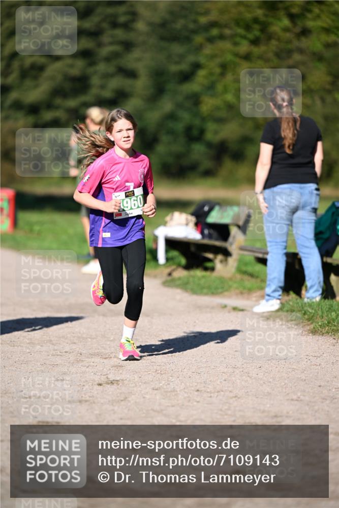 22.09.2024 - 32. Volkslauf durch das schöne Alstertal Dr. Thomas Lammeyer http://msf.ph/oto/7109143 22.09.2024 10:40:20 Laufen 960 meine-sportfotos.de