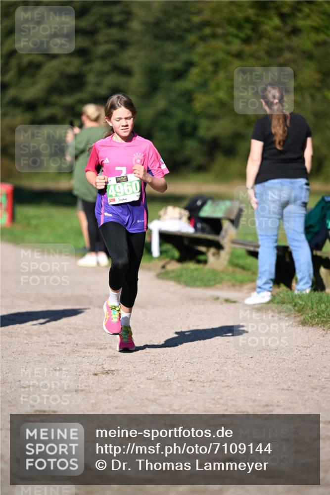 22.09.2024 - 32. Volkslauf durch das schöne Alstertal Dr. Thomas Lammeyer http://msf.ph/oto/7109144 22.09.2024 10:40:20 Laufen 4960 meine-sportfotos.de