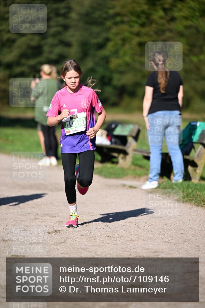22.09.2024 - 32. Volkslauf durch das schöne Alstertal Dr. Thomas Lammeyer http://msf.ph/oto/7109146 22.09.2024 10:40:20 Laufen 4960 meine-sportfotos.de