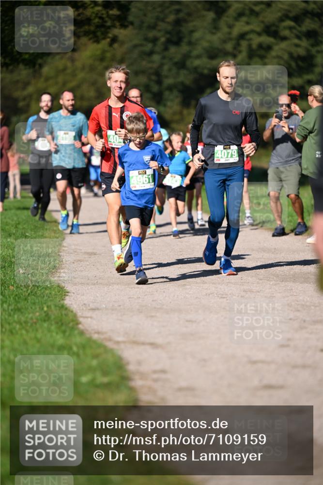 22.09.2024 - 32. Volkslauf durch das schöne Alstertal Dr. Thomas Lammeyer http://msf.ph/oto/7109159 22.09.2024 10:40:24 Laufen 404, 4961, 4079, 48, 33 meine-sportfotos.de