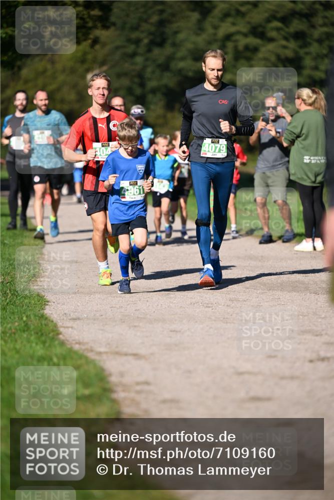 22.09.2024 - 32. Volkslauf durch das schöne Alstertal Dr. Thomas Lammeyer http://msf.ph/oto/7109160 22.09.2024 10:40:24 Laufen 404, 4961, 4079 meine-sportfotos.de