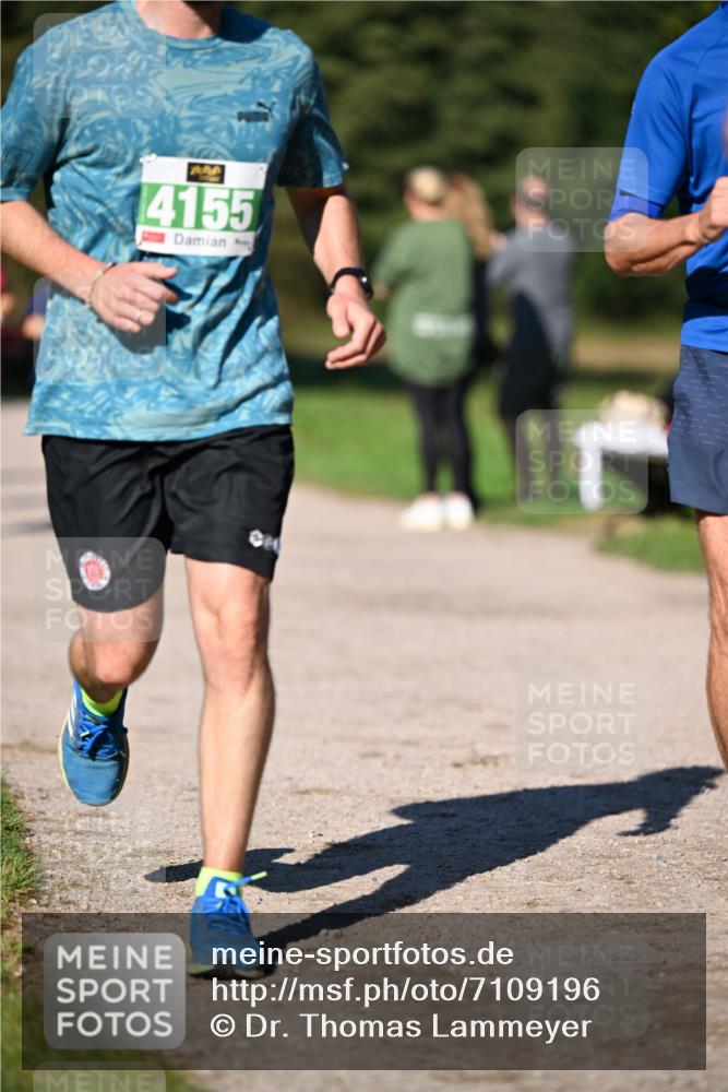 22.09.2024 - 32. Volkslauf durch das schöne Alstertal Dr. Thomas Lammeyer http://msf.ph/oto/7109196 22.09.2024 10:40:31 Laufen 720, 4155 meine-sportfotos.de
