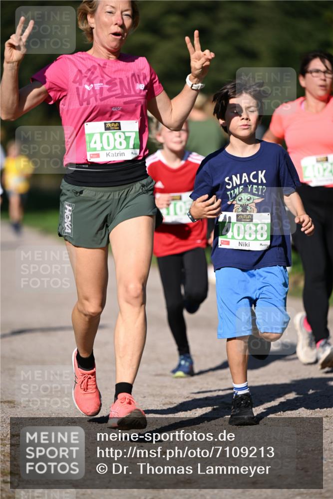 22.09.2024 - 32. Volkslauf durch das schöne Alstertal Dr. Thomas Lammeyer http://msf.ph/oto/7109213 22.09.2024 10:40:35 Laufen 4087, 10, 4088 meine-sportfotos.de
