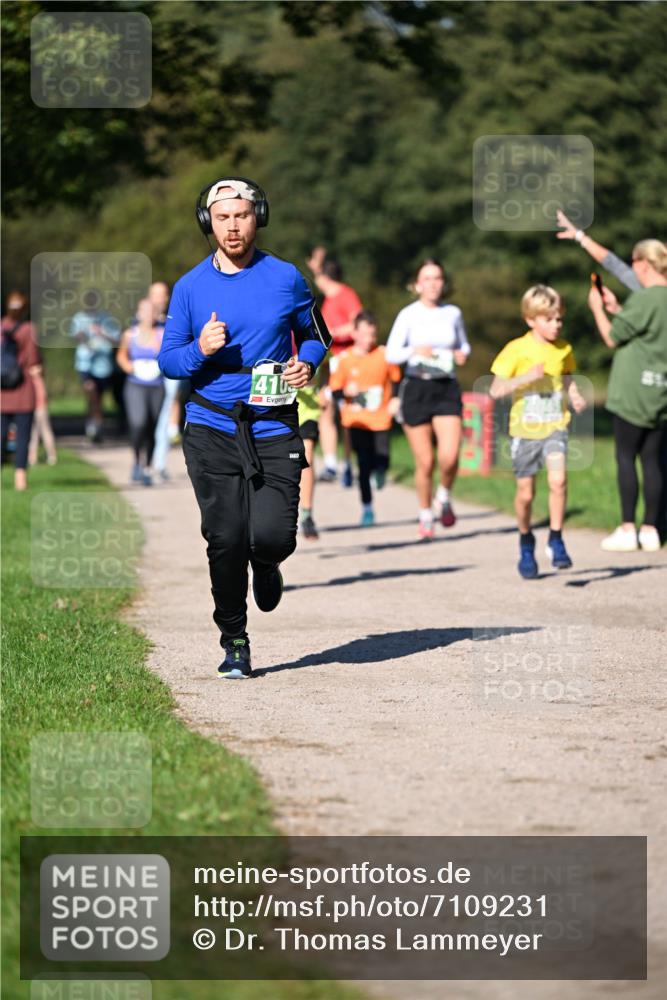 22.09.2024 - 32. Volkslauf durch das schöne Alstertal Dr. Thomas Lammeyer http://msf.ph/oto/7109231 22.09.2024 10:40:41 Laufen 410 meine-sportfotos.de