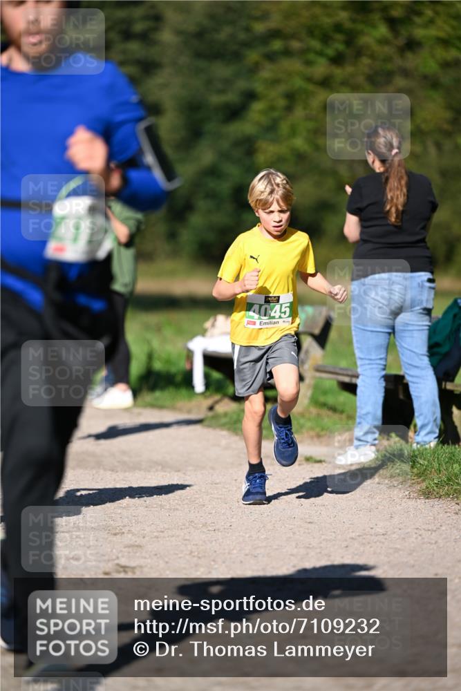 22.09.2024 - 32. Volkslauf durch das schöne Alstertal Dr. Thomas Lammeyer http://msf.ph/oto/7109232 22.09.2024 10:40:43 Laufen 4045 meine-sportfotos.de
