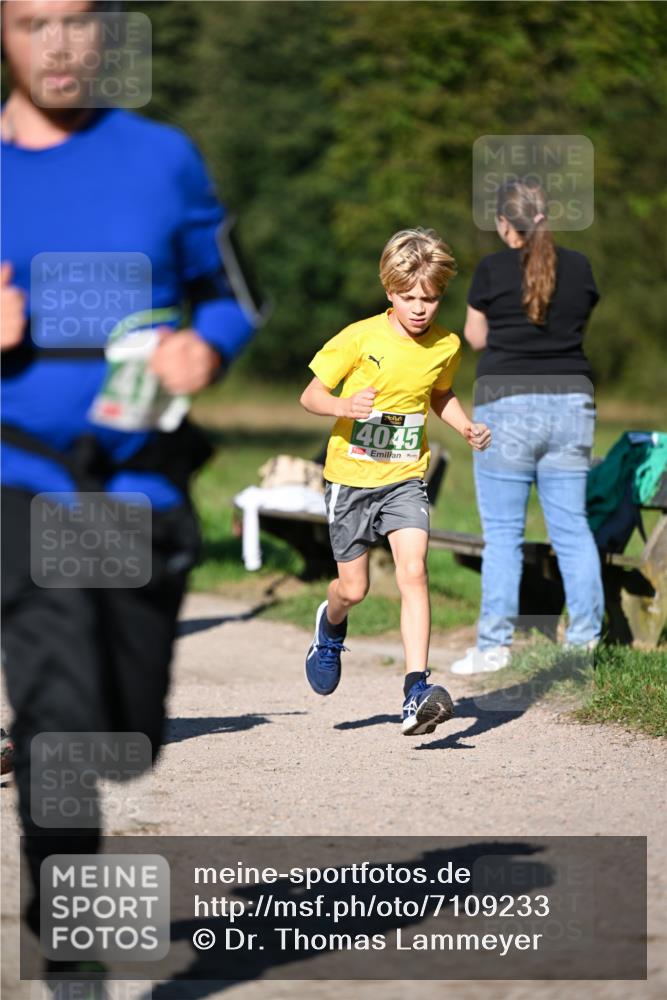 22.09.2024 - 32. Volkslauf durch das schöne Alstertal Dr. Thomas Lammeyer http://msf.ph/oto/7109233 22.09.2024 10:40:43 Laufen 4045 meine-sportfotos.de